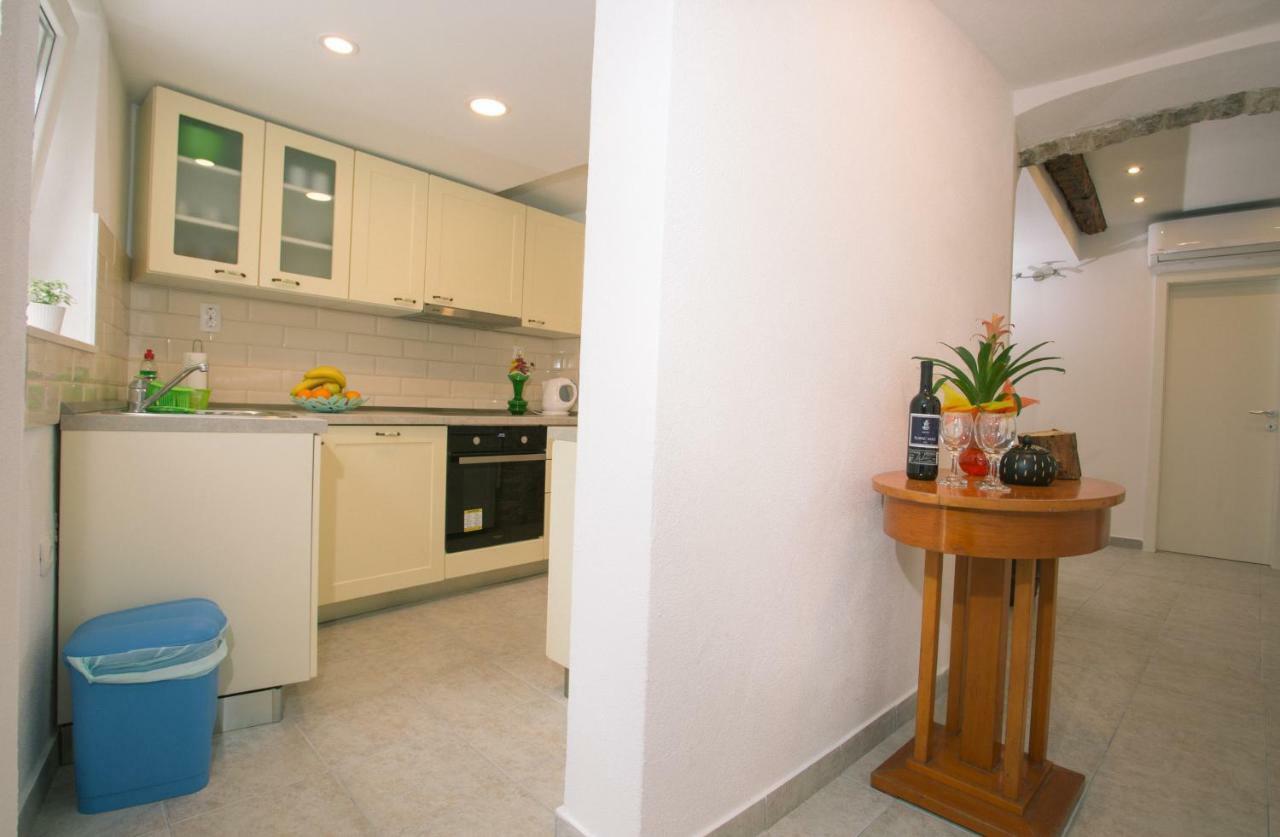 Apartment Sunce Kaštela Exterior foto