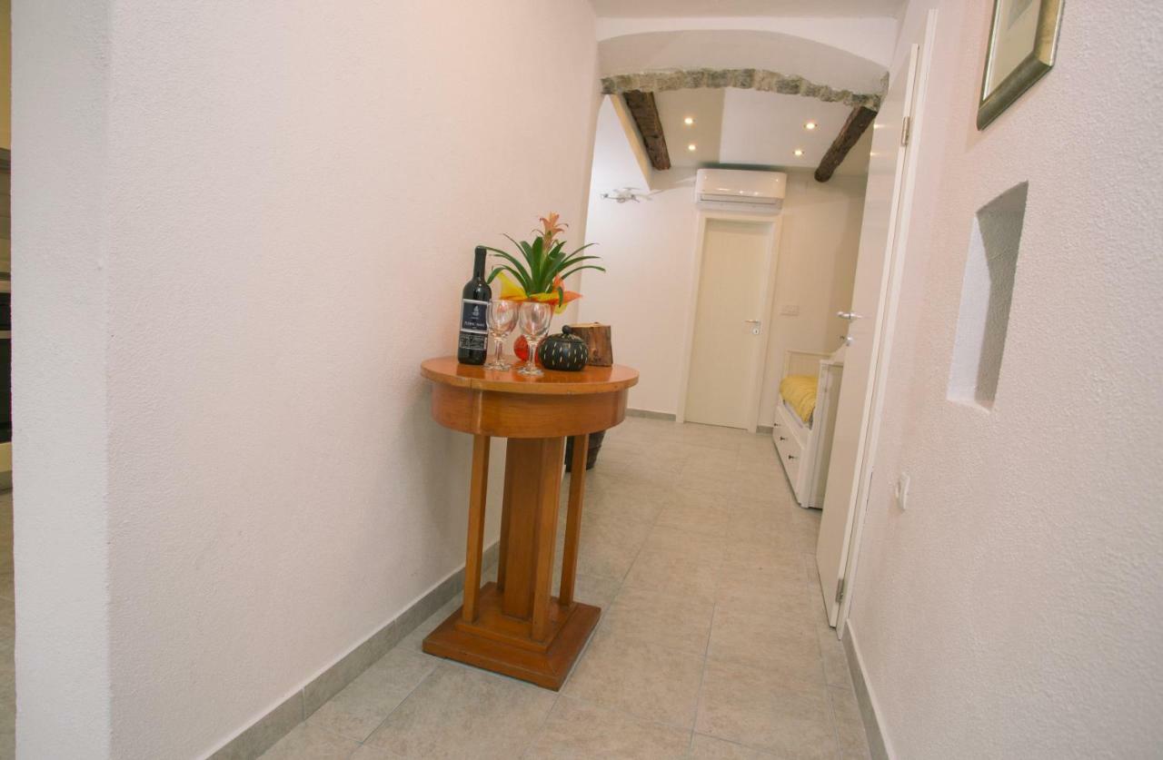 Apartment Sunce Kaštela Exterior foto